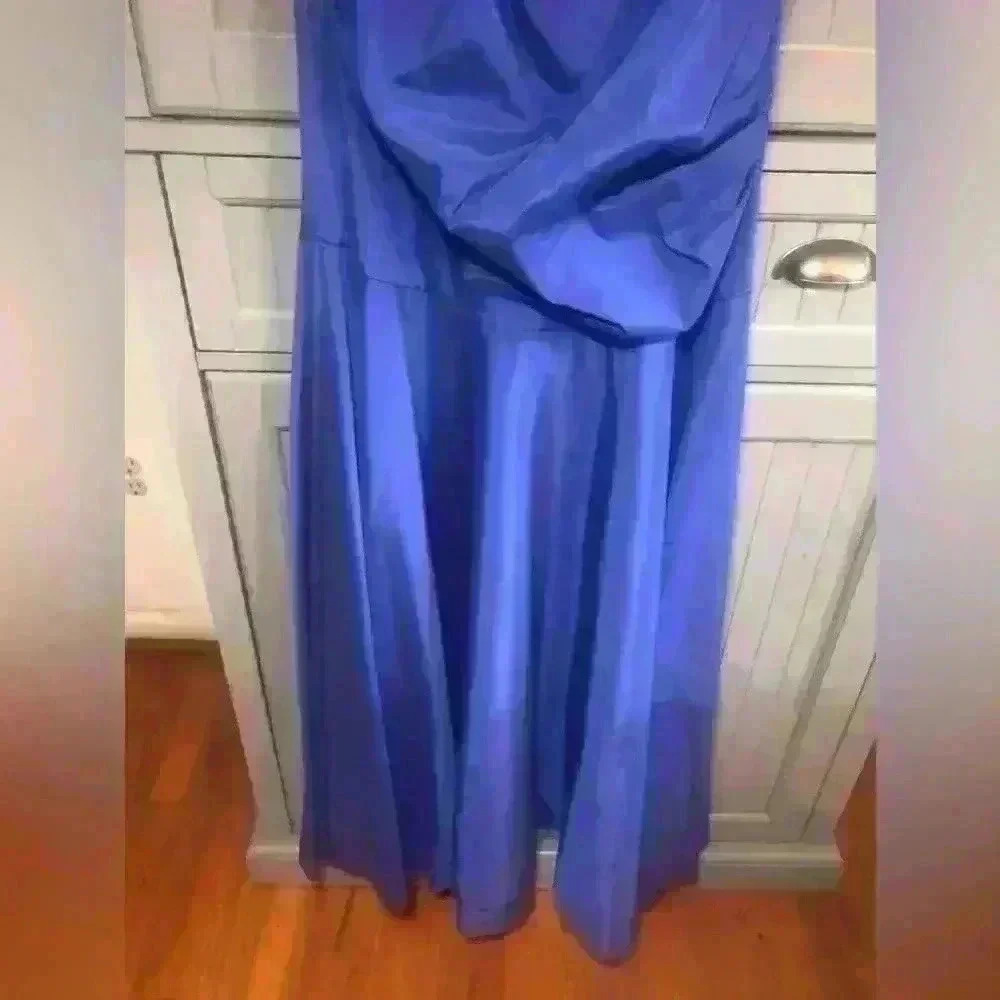 B. Darlin Strapless blue gown - Picture 2 of 7